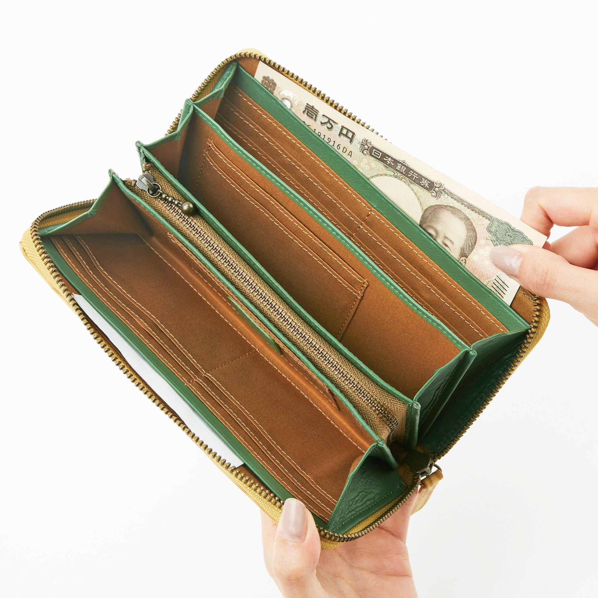 オーラ　ラウンドファスナー長財布　5470203