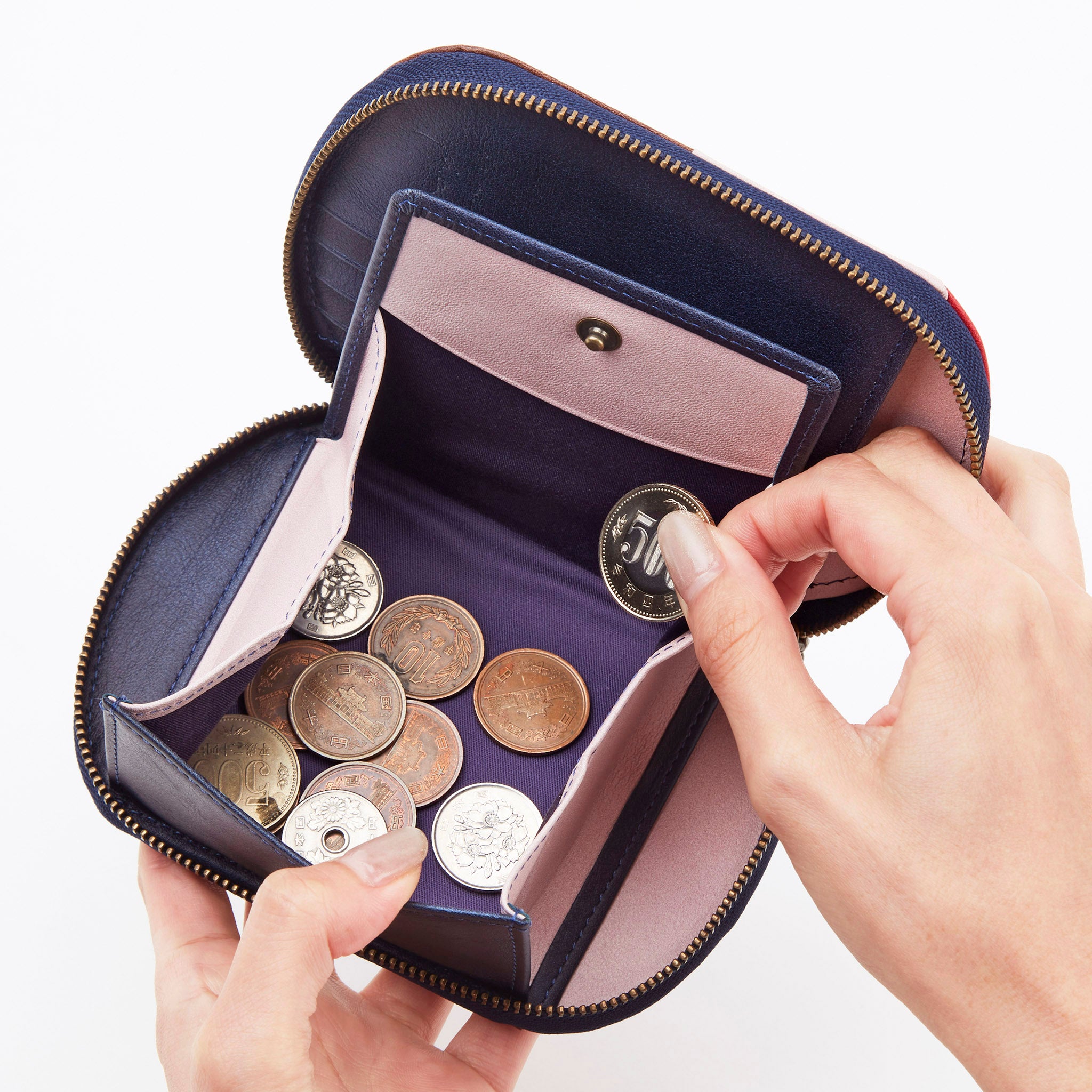 カミーノ　ラウンドファスナー二つ折り財布　5470501