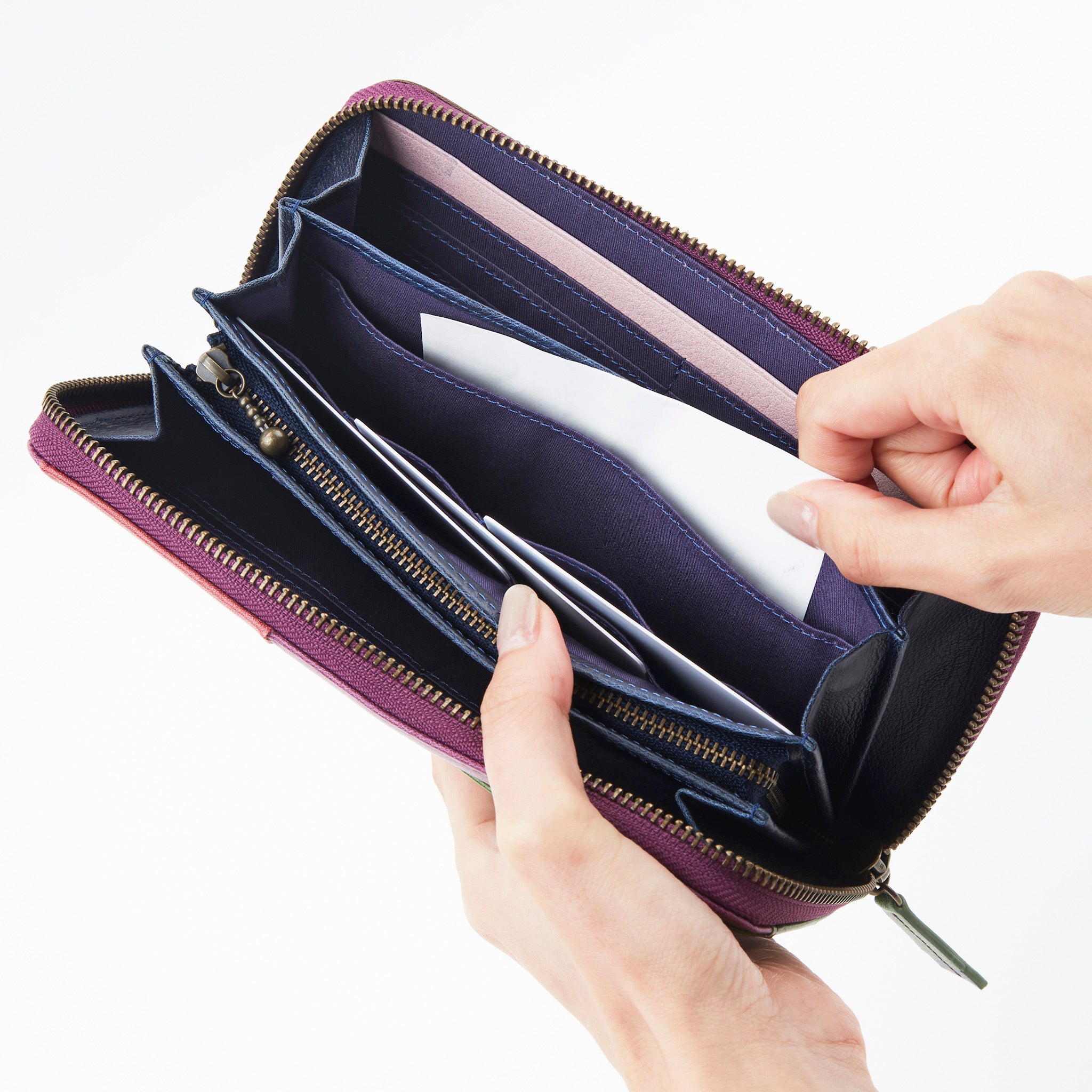 カミーノ　ラウンドファスナー長財布　5470502