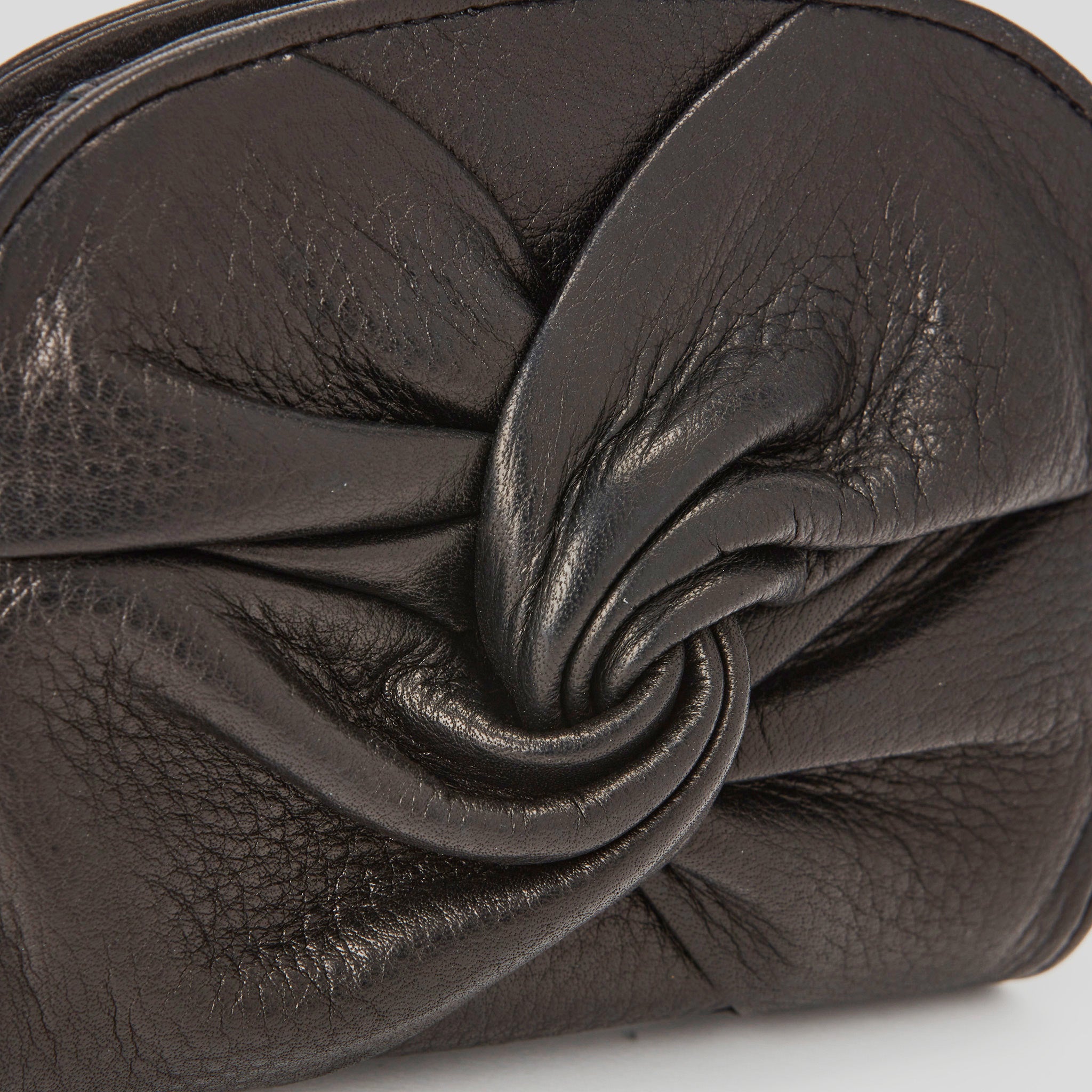 コルティーナ　二つ折り財布　5470510