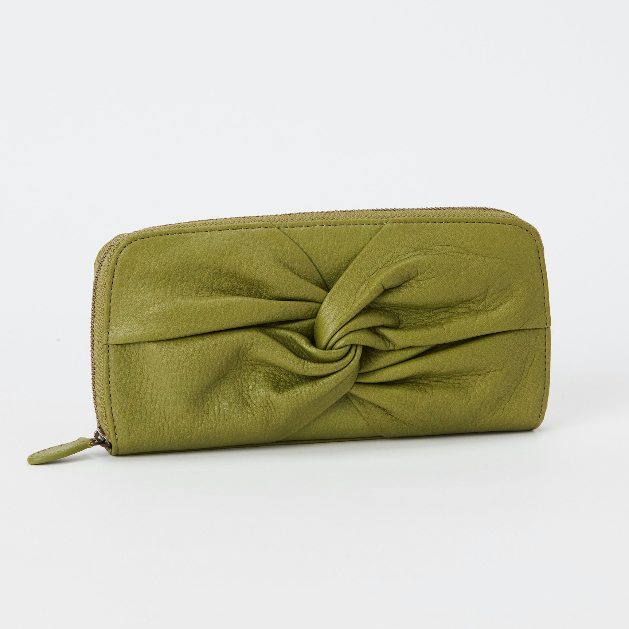 コルティーナ　ラウンドファスナー長財布　5470512