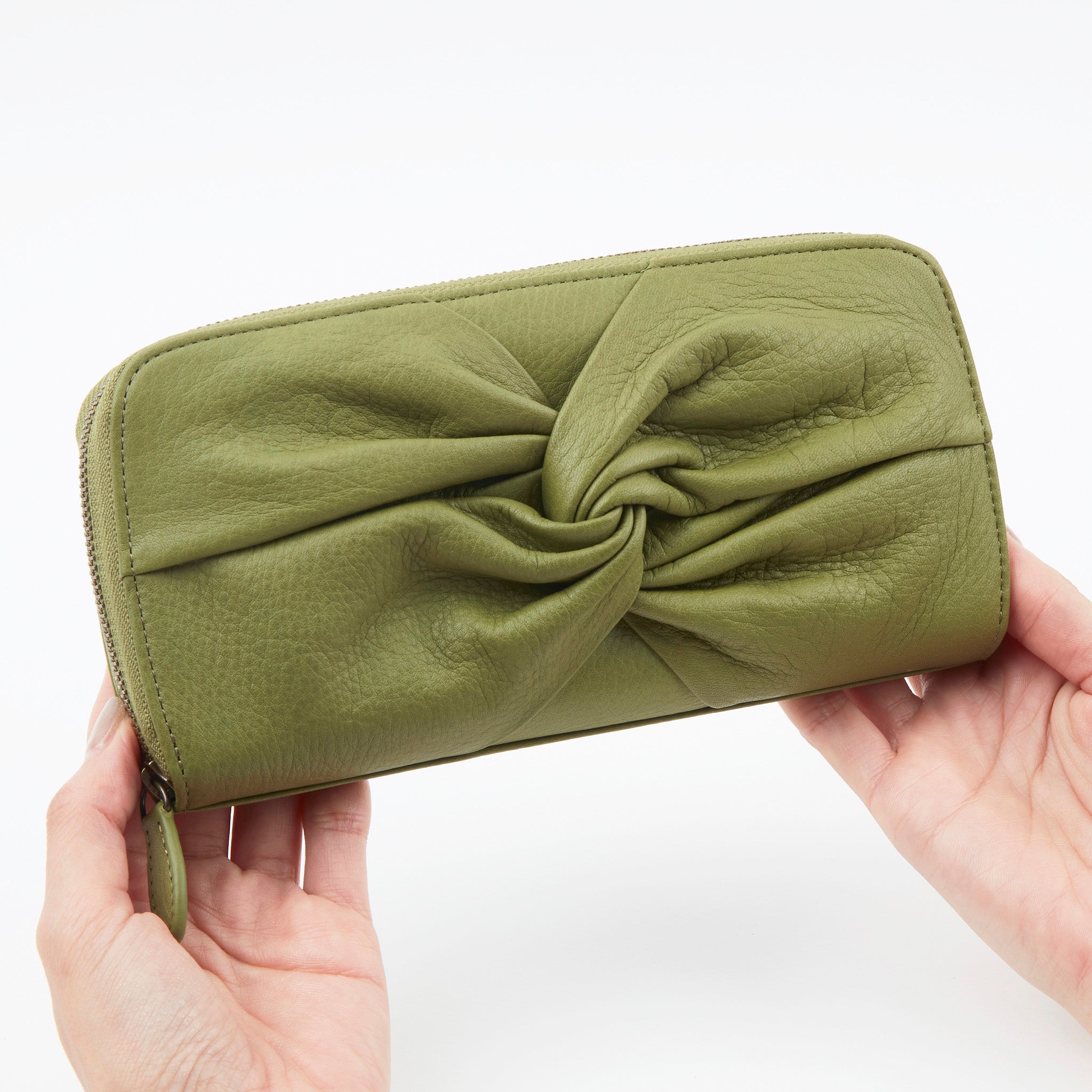 コルティーナ　ラウンドファスナー長財布　5470512