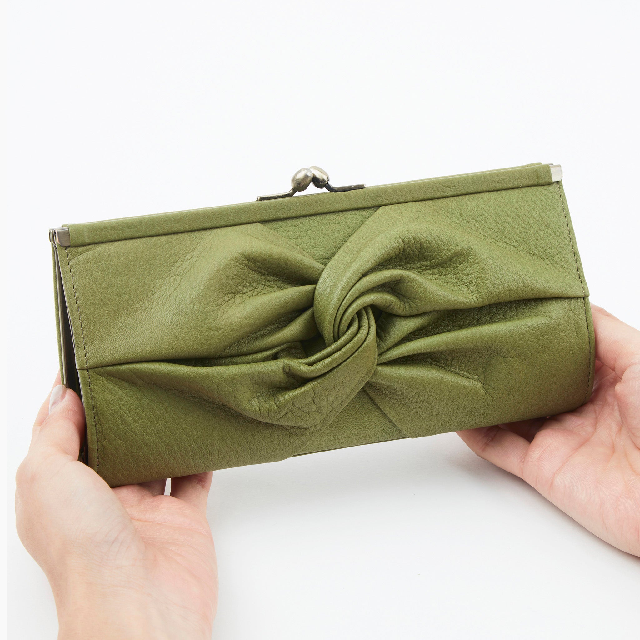 コルティーナ　がま口長財布 5470514