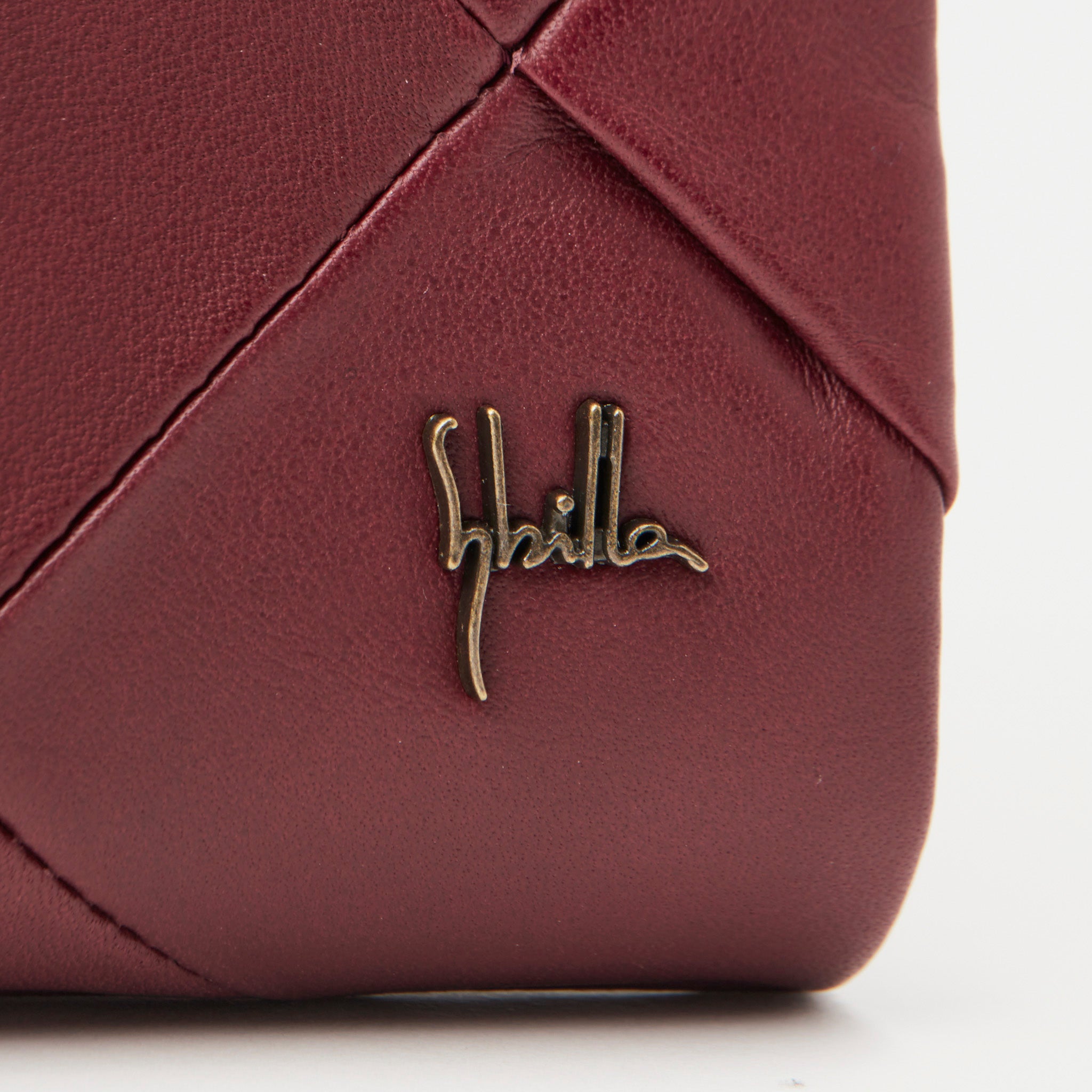 インビシブレ 二つ折り財布 5470571