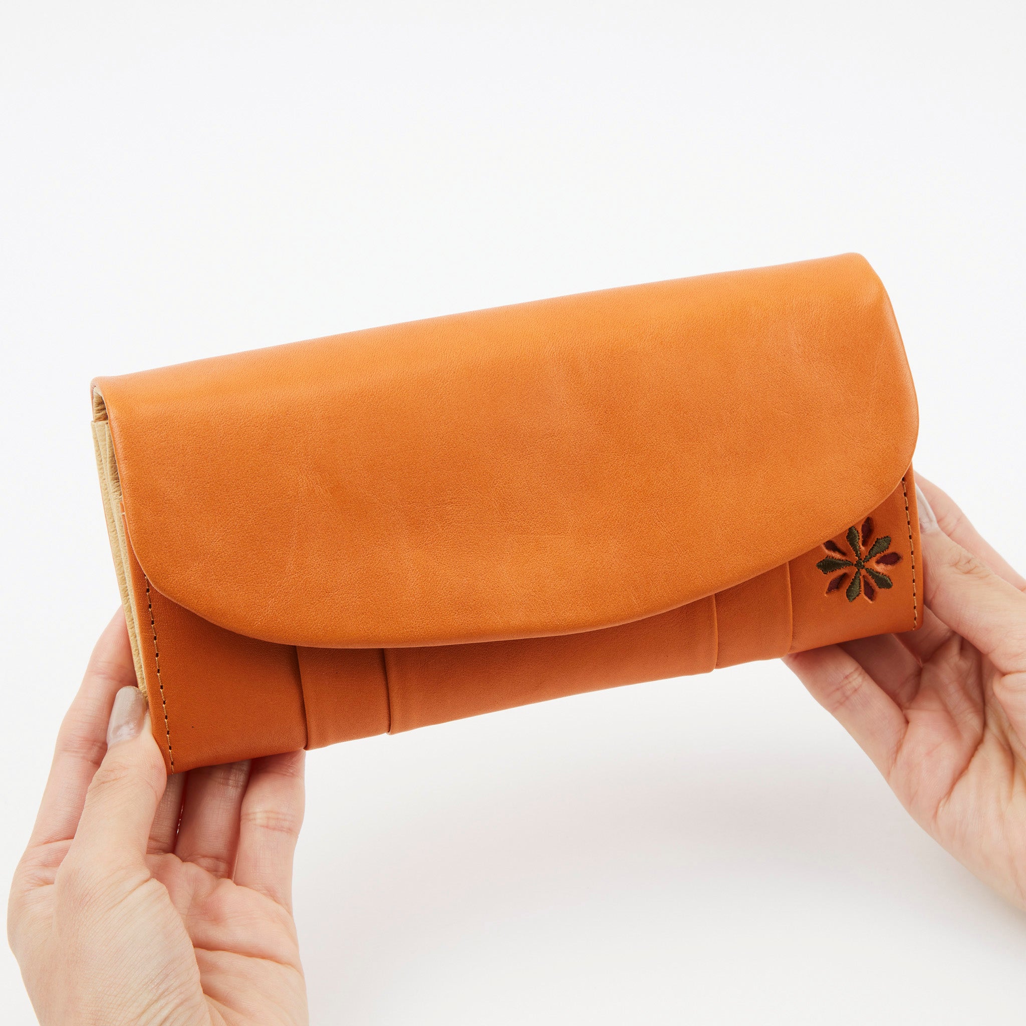 ラーナ　長財布　5471172