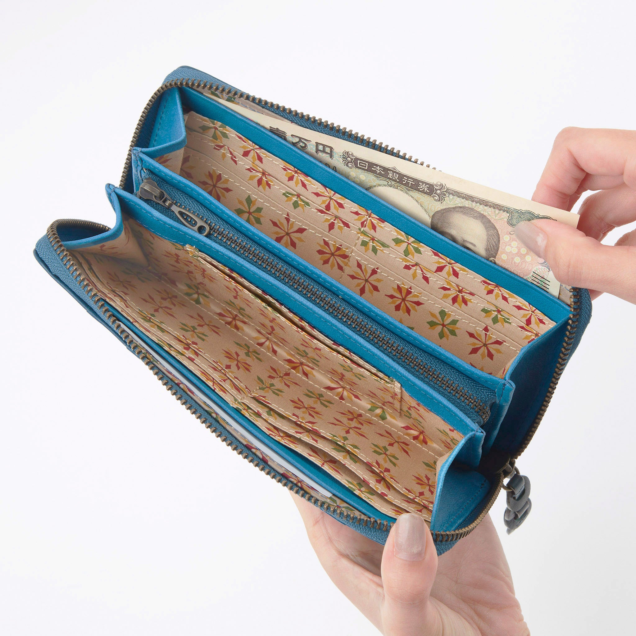 ラーナ　ラウンドファスナー長財布　5471173