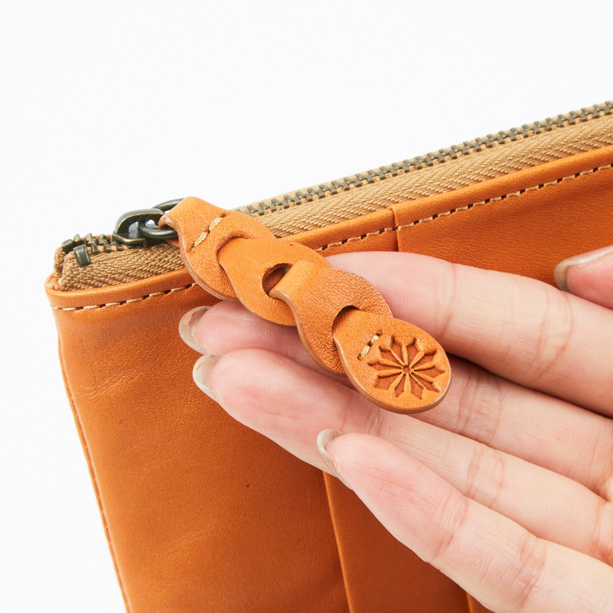 ラーナ　L字ファスナー長財布　5471174