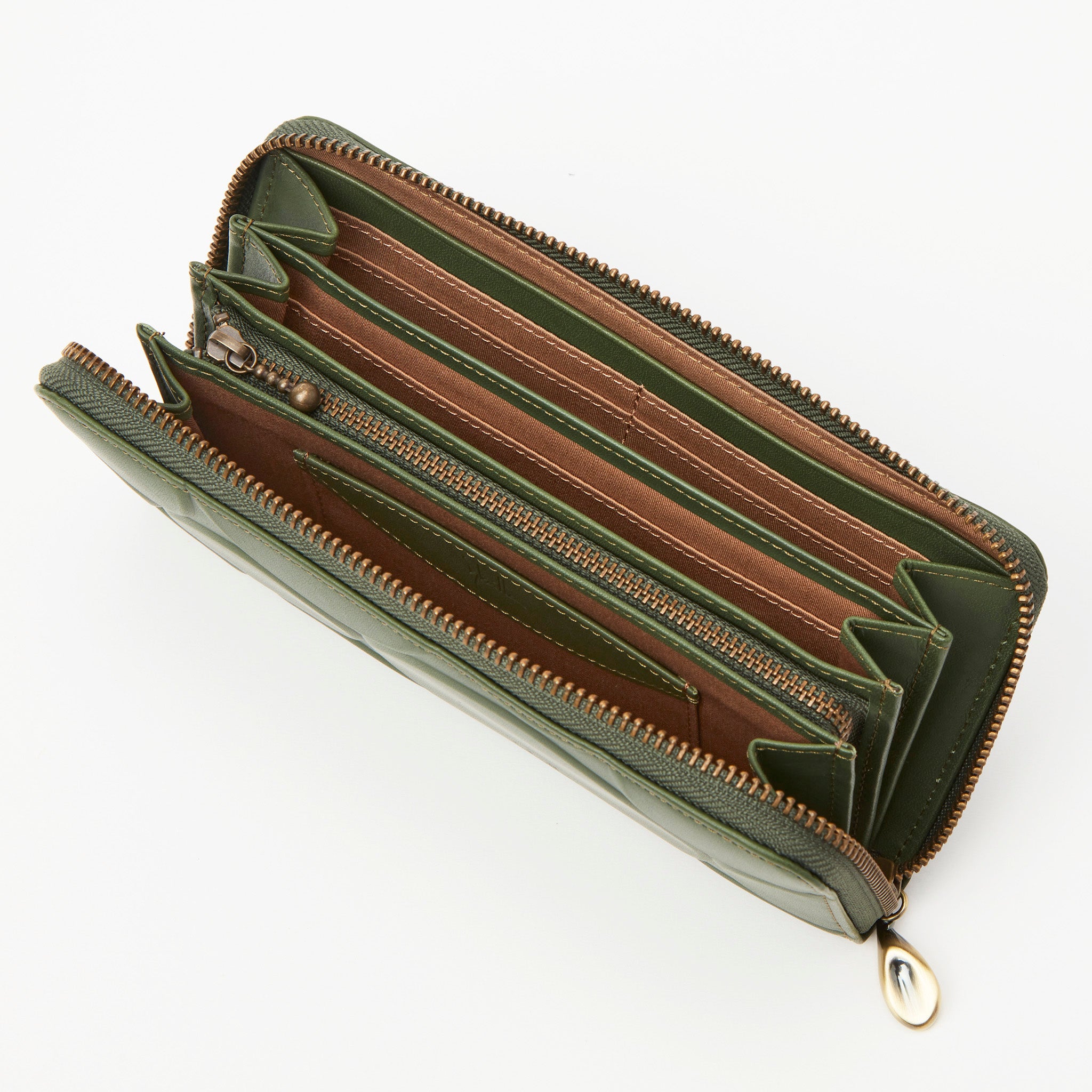 シルクロ　ラウンドファスナー長財布　5471232