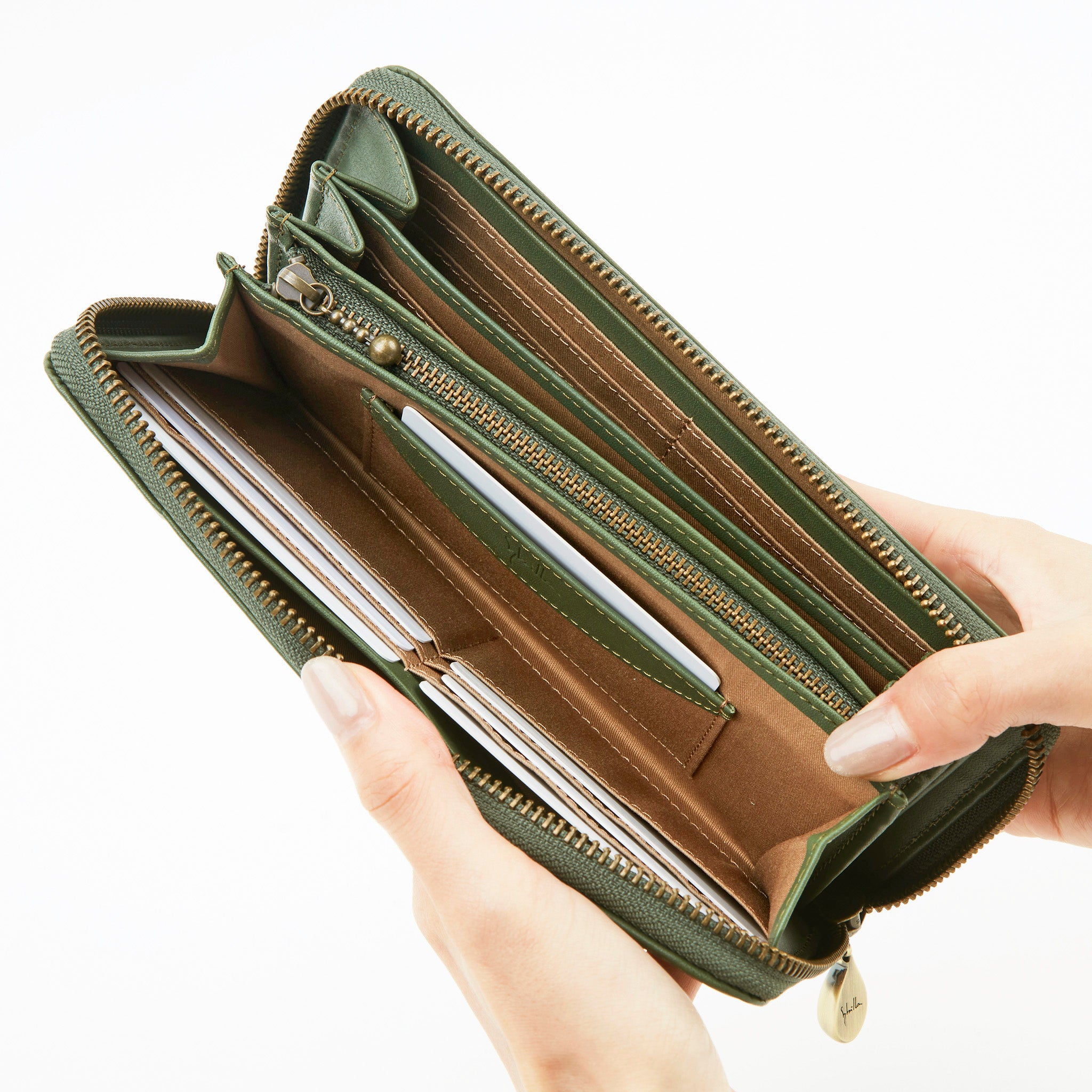 シルクロ　ラウンドファスナー長財布　5471232