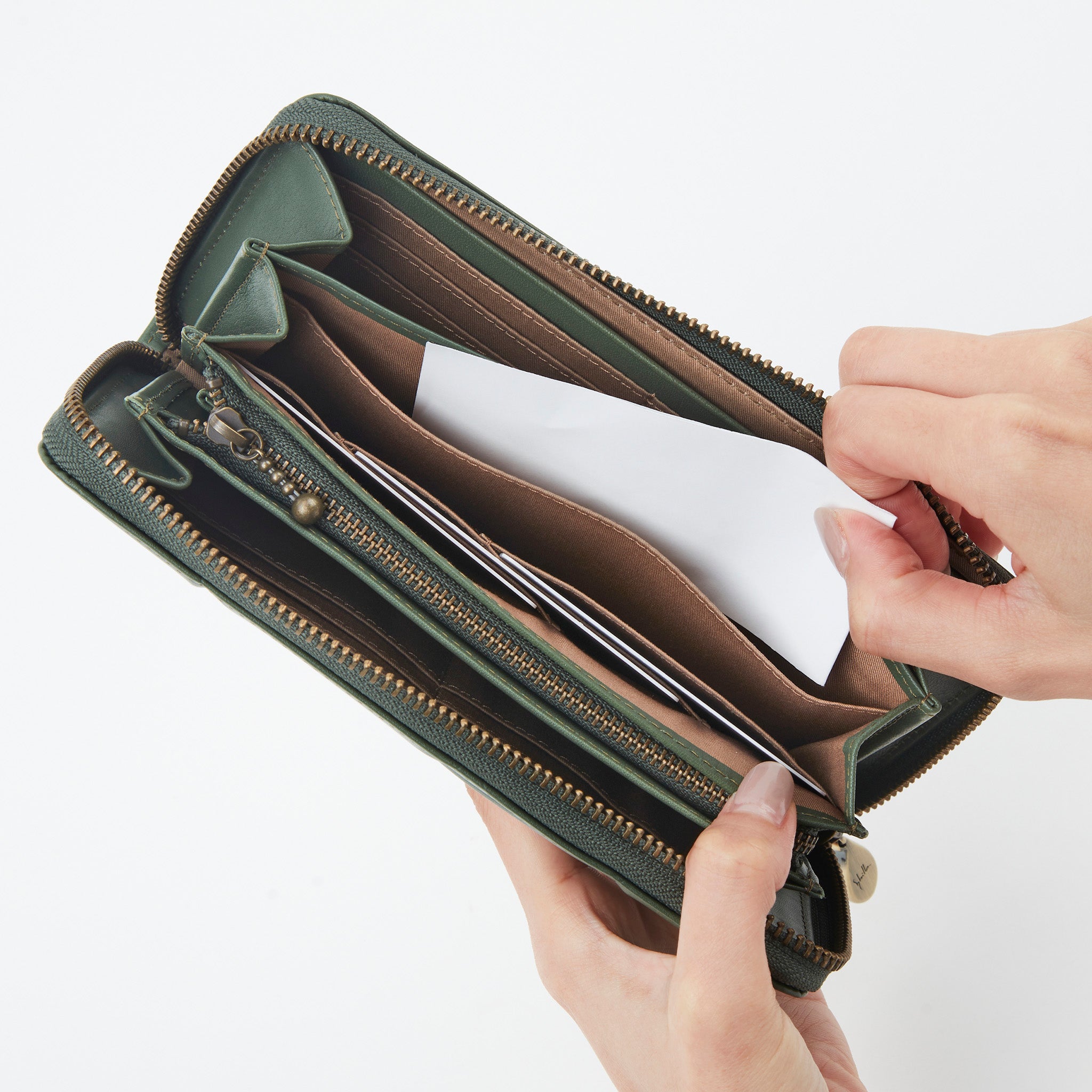 シルクロ　ラウンドファスナー長財布　5471232