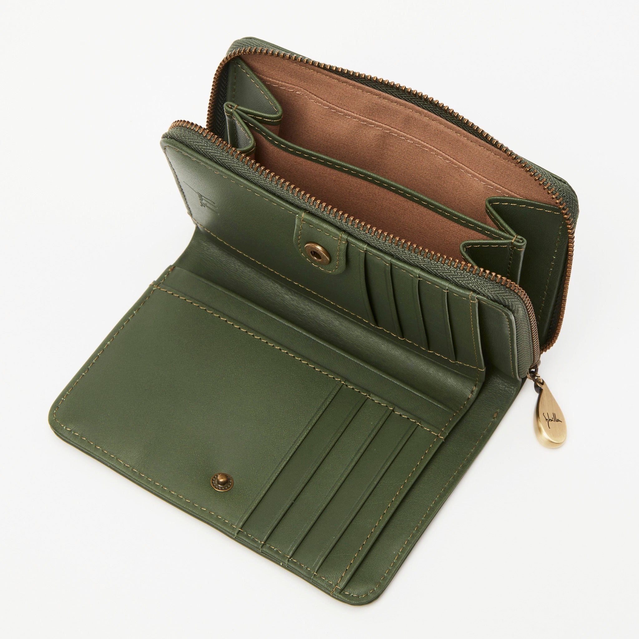 シルクロ　二つ折り財布　5471234