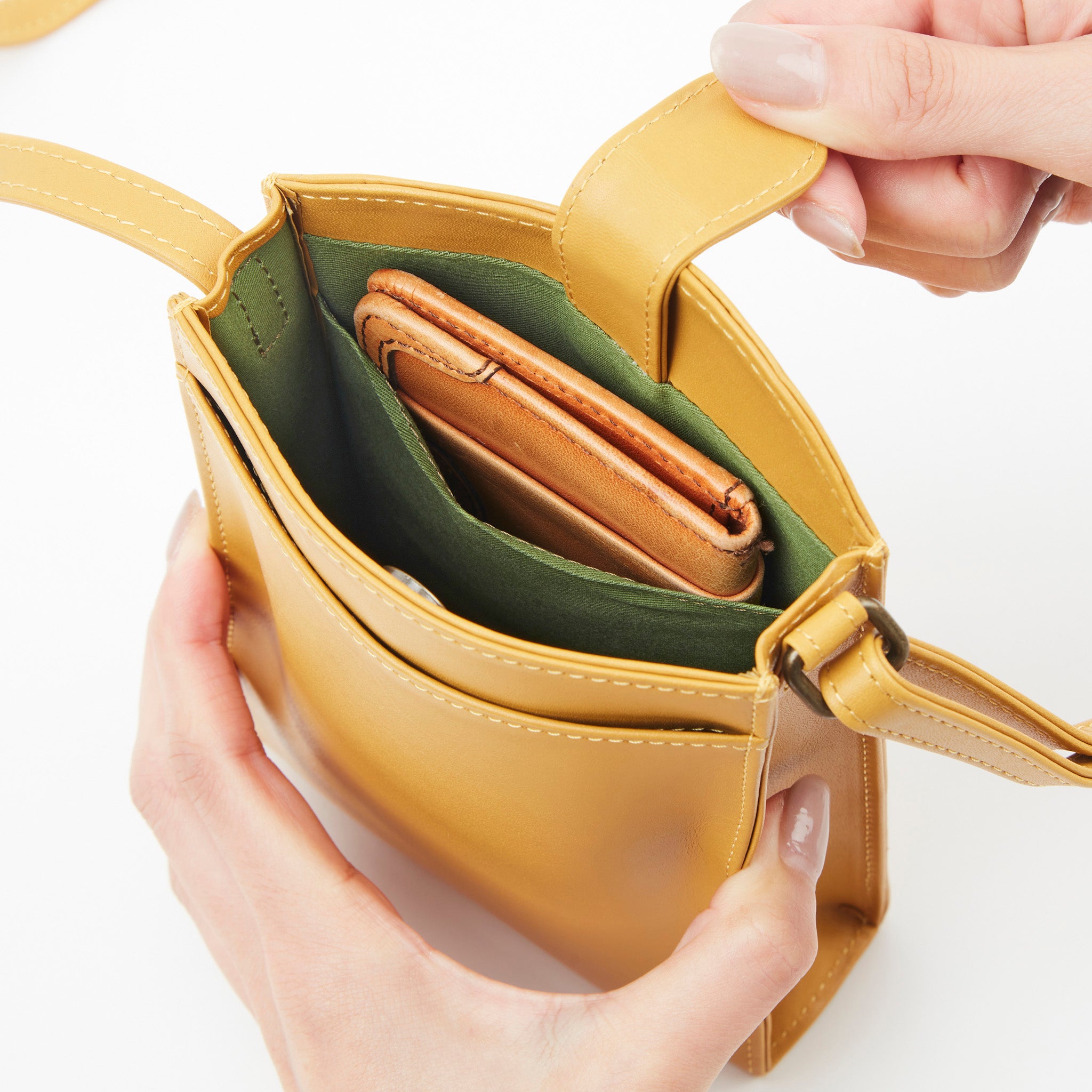 シルクロ　ミニショルダーバッグ　5471235