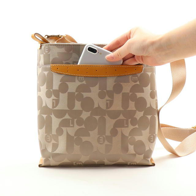 シェリール　ショルダーバッグ　6430877