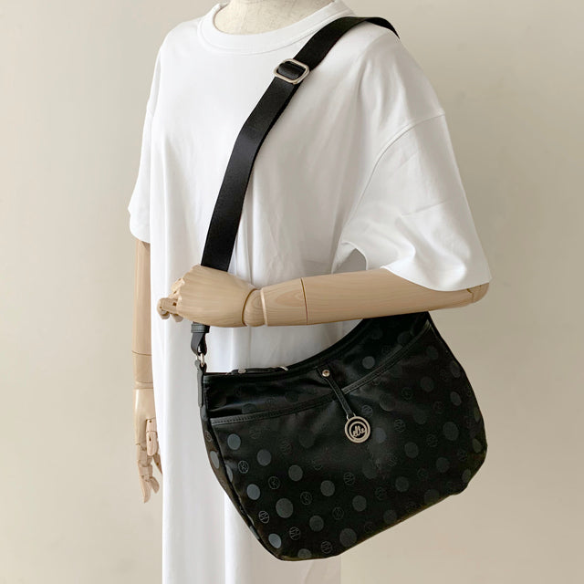 スリーズ　ショルダーバッグ　6433701