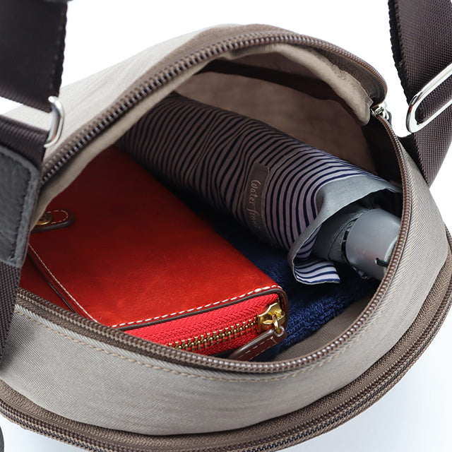 ピリエ　ショルダーバッグ　6433050