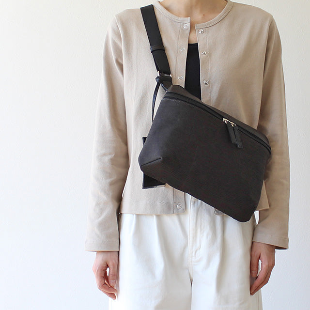 ピリエ　ショルダーバッグ　6433051