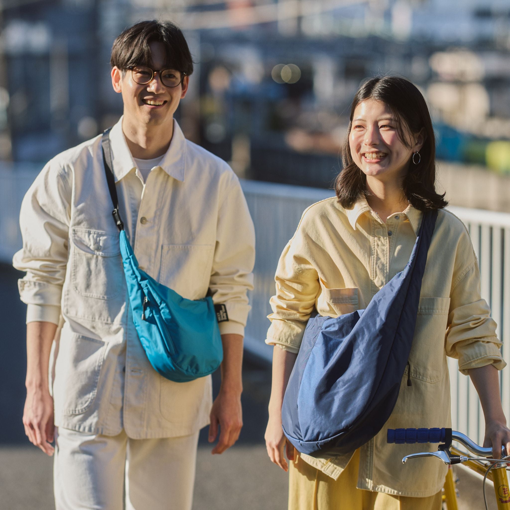 6/17最終値下げ☆ショルダーバッグ☆新中古☆サイズ30 fes（フェス） （値下げ30％OFFセール）ショルダーバッグ ポシェット